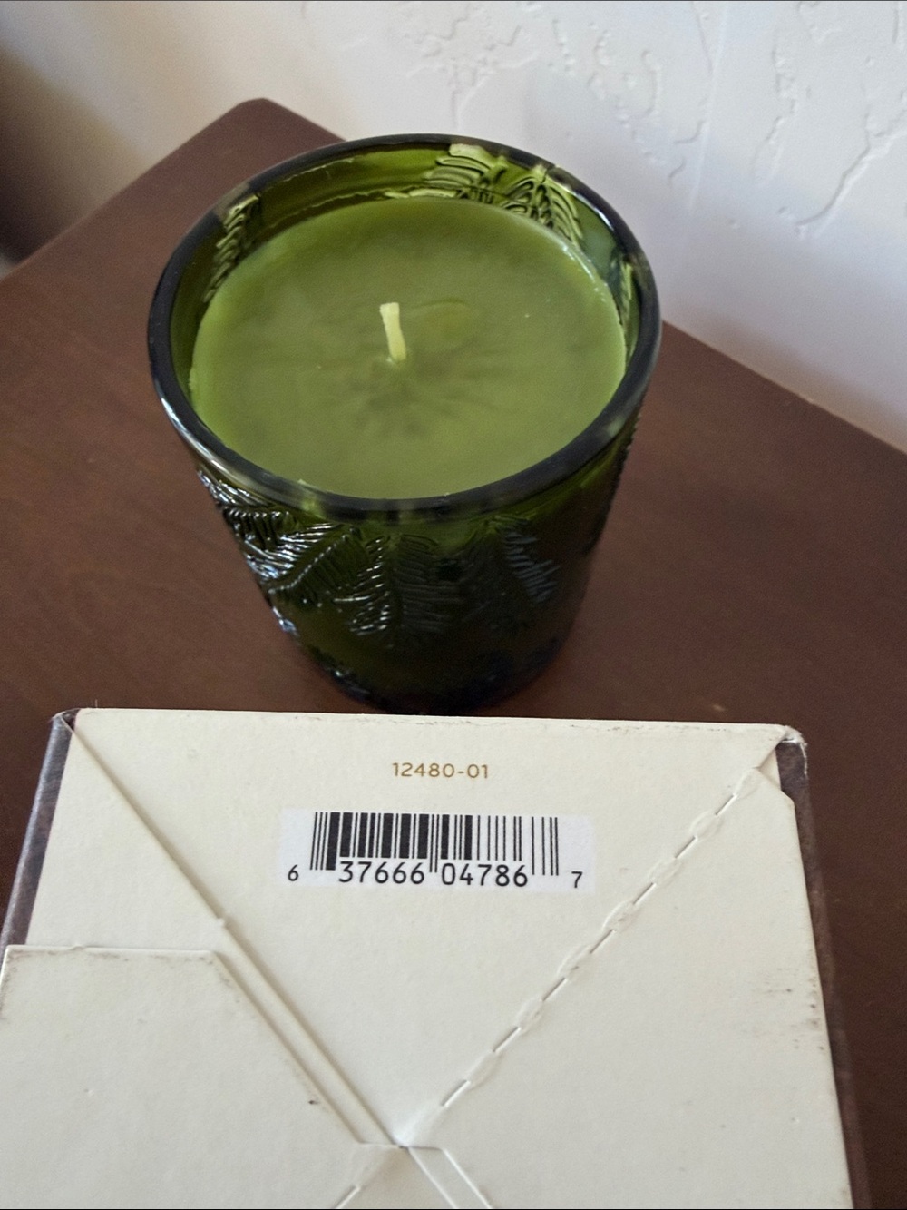 Thymes Frasier Fir Aromatic Candle in Green Glass Vessel - Picture 3 of 3